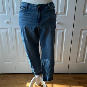 Old Navy Rockstar Midrise super skinny jeans size 16